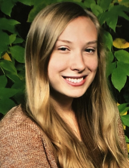 Headshot of Alicia Joswiak
